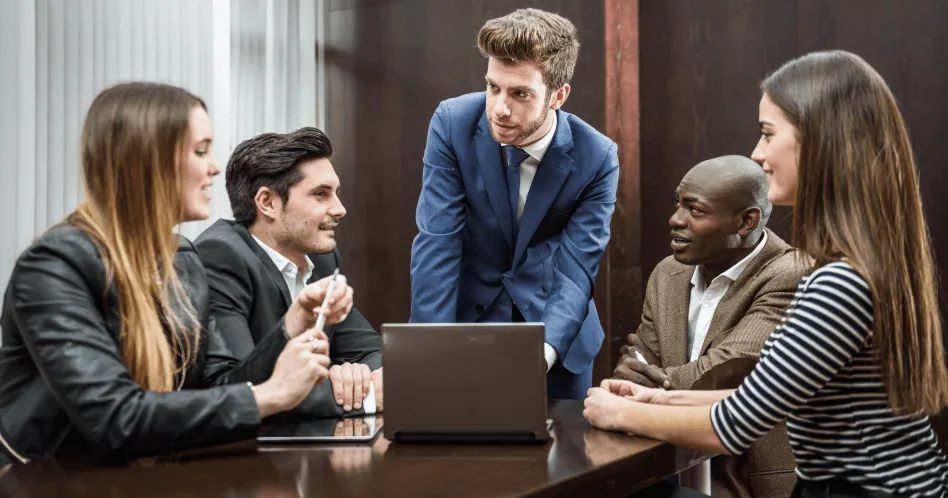 Learn how a consultancy works and what the functions of a consultant are!