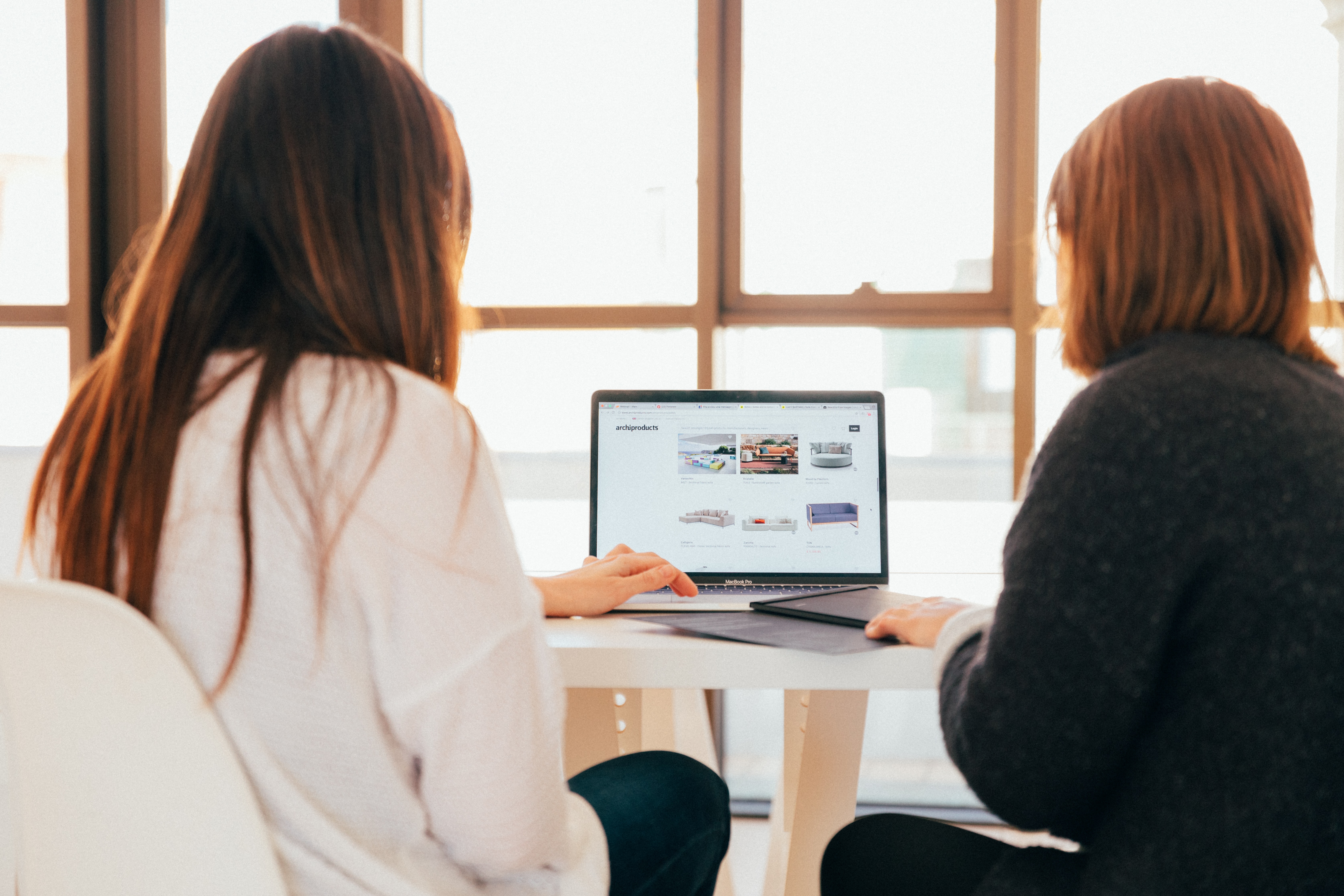 As Soft Skills trazem inúmeras vantagens para o ambiente de trabalho. Foto: Unsplash/Kobu Agency. 