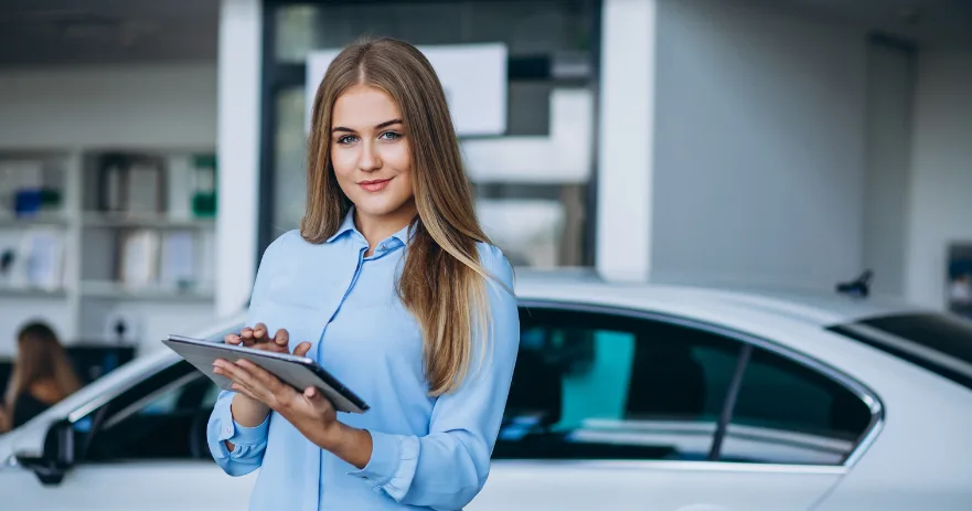 Cross Selling vs UpSelling: how to choose the best one to increase your sales? Freepik. 