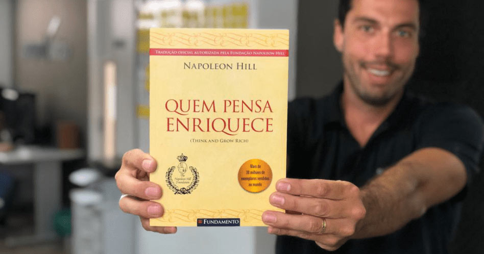 Quem Pensa Enriquece - Napoleon Hill