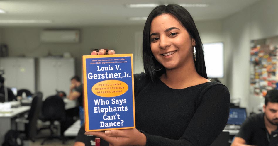 Who Says Elephants Can’t Dance? - Louis V. Gerstner, Jr.
