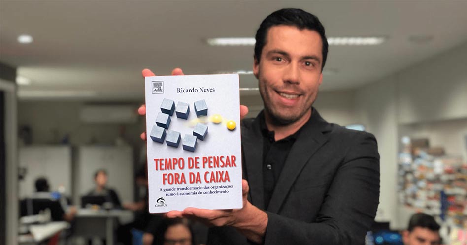 Tempo de Pensar Fora da Caixa - Ricardo Neves